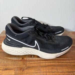 Nike ZoomX Invincible Black and White Athletic Sneakers, Men’s 14